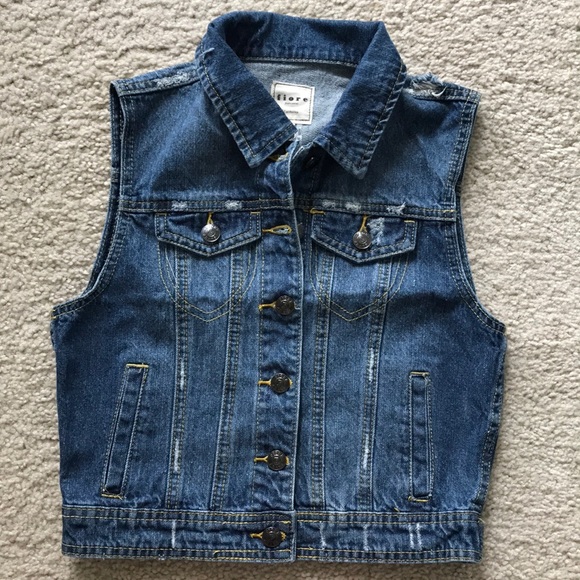 Distressed Cropped Denim Vest - Picture 6 of 8